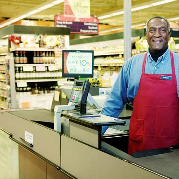 11 Things Every Cashier Wants To Tell You