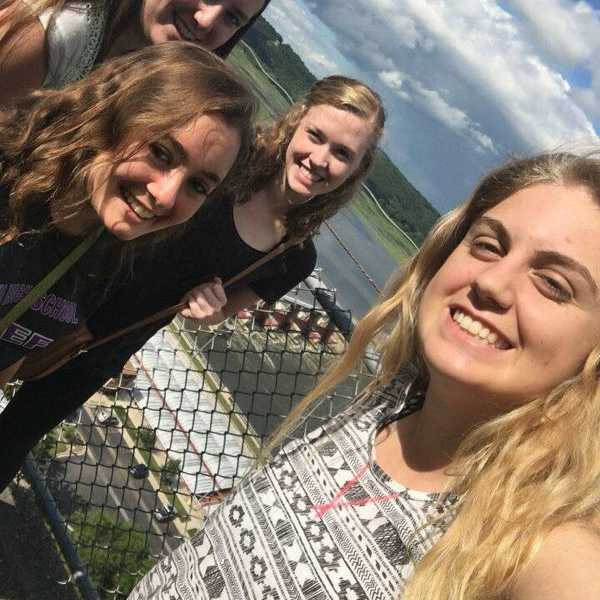 When My College Friends Visited My Hometown.