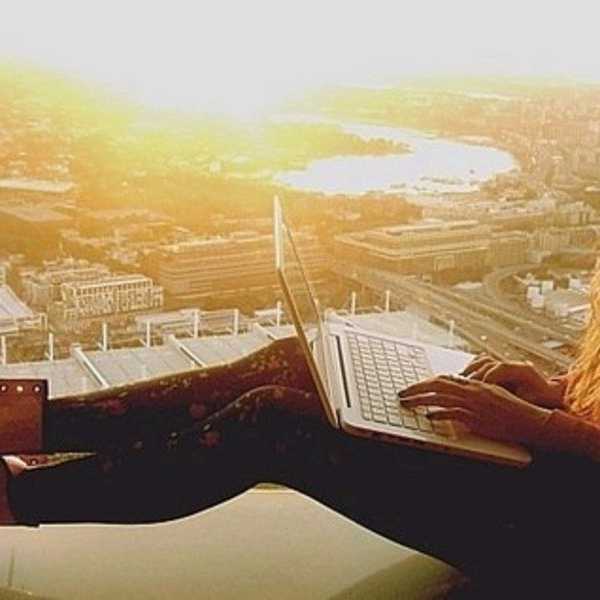 10 Things To Consider Before Taking An Online Class