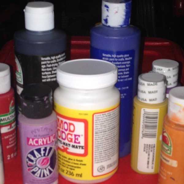 The 5 Stages Of Crafting From A Not-So-Crafty Person