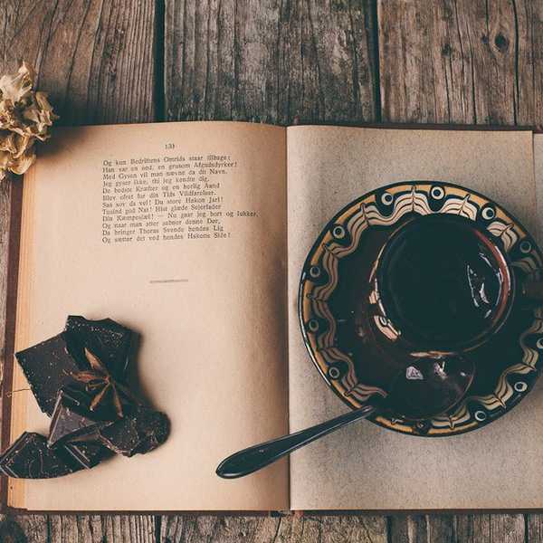 10 Books Everyone Should Read