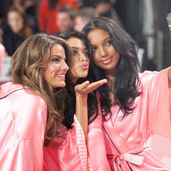 15 Of The Best Songs That Should Be On Cue While Glamming up