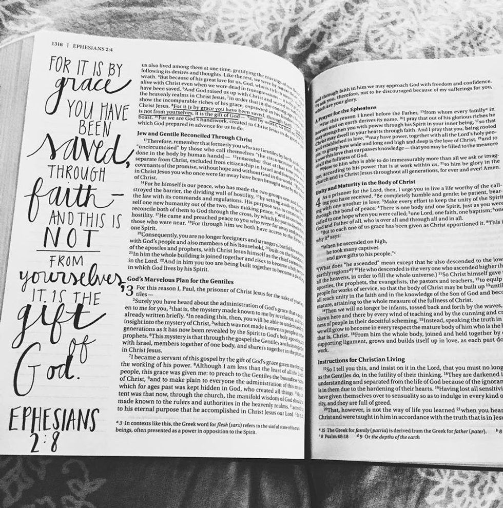 4 Bible Verses For A Struggling Person’s Soul