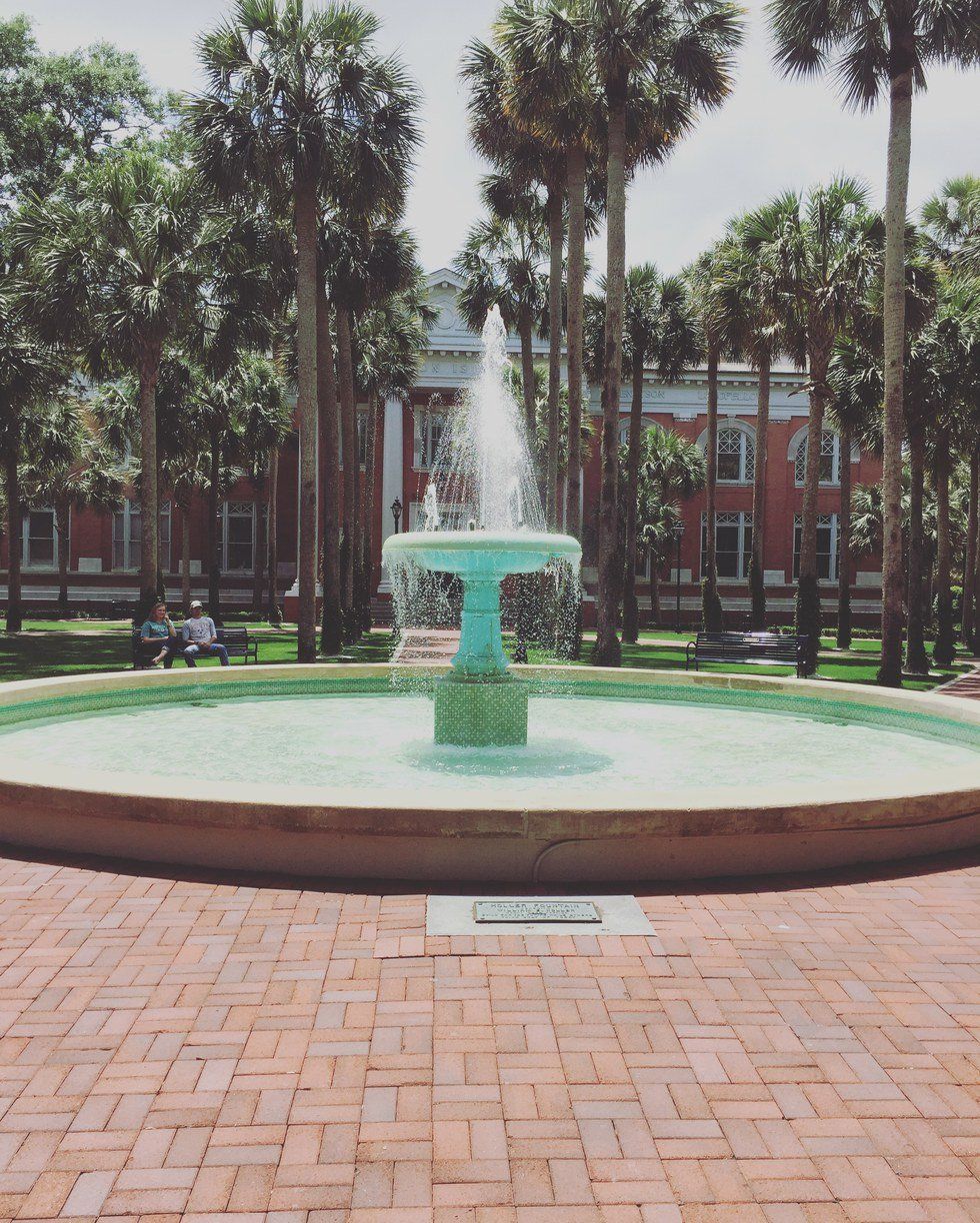 Five Tips To Help You Succeed In The College Decision Process