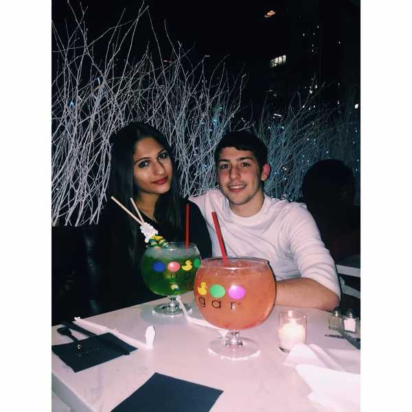10 Date Ideas That DO NOT Involve Netflix