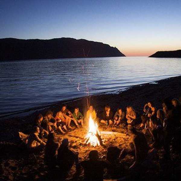 20 Bands For Your Summer Playlist