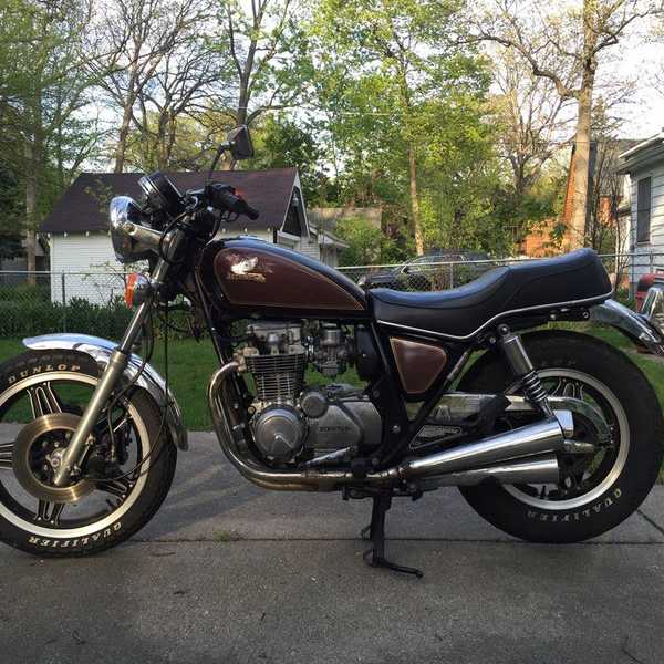 A Ride And In-Depth Review Of My 35-Year-old $850 Motorcycle.