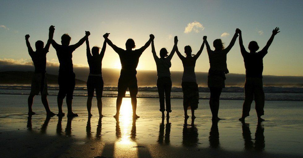 4 Simple Ways To Give Back To The Community