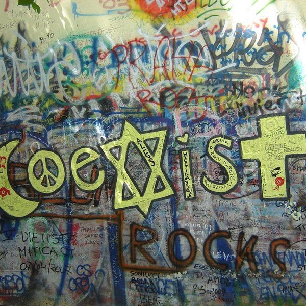 11 À Propos Quotes For a Divided Country