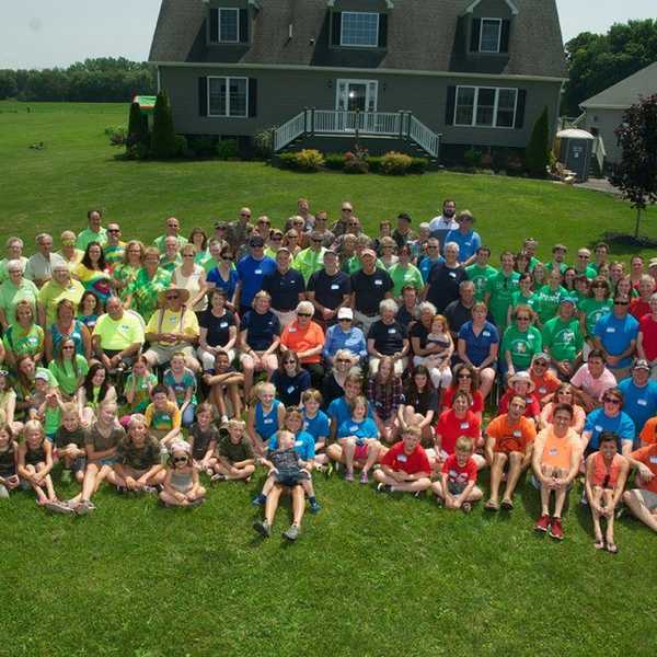 14 Things You Discover When You Come From A Close, Big Extended Family