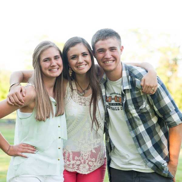 What It's Like Being The Oldest Sibling