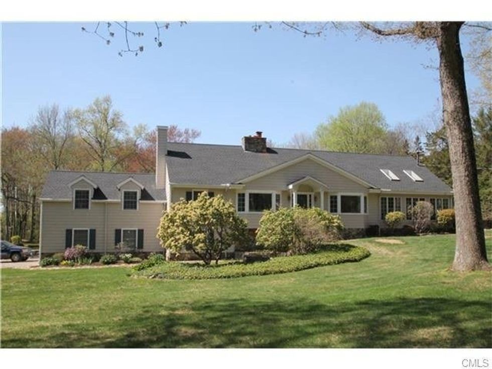 3 Pros Of Living On A Dead End Road