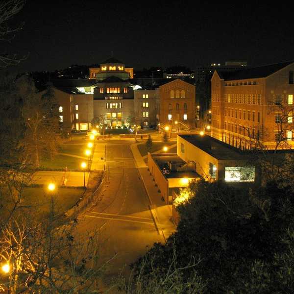 14 Things To Do Before You Graduate College