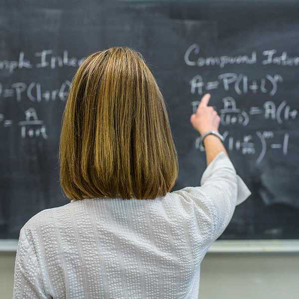 10 Futuristic Inventions We All Wish Existed Right Now