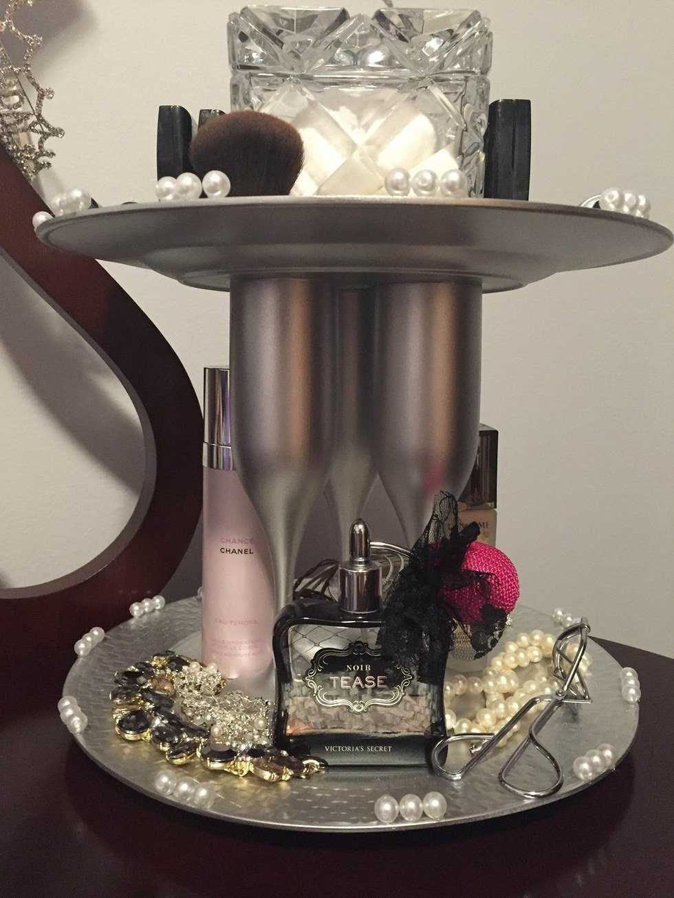 DIY Storage And Decor Display Plate Set