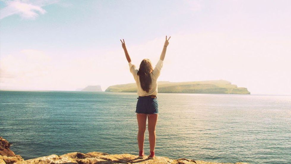 How to Stay Positive When Everything Around You is Negative