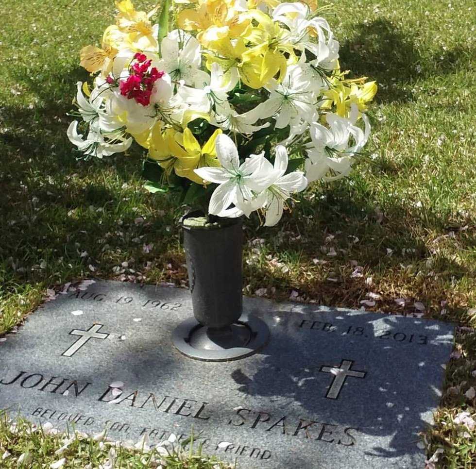 A Letter from a Daughter Who Lost Her Father