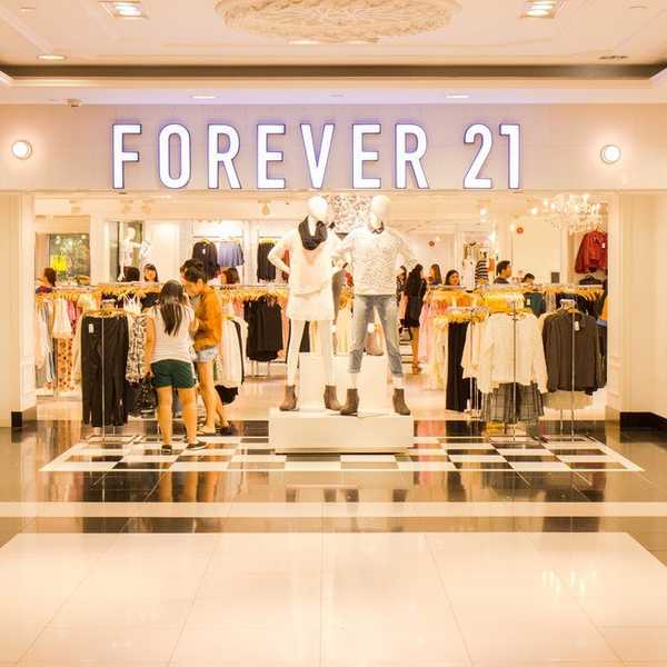 12 Signs You Worked In Retail