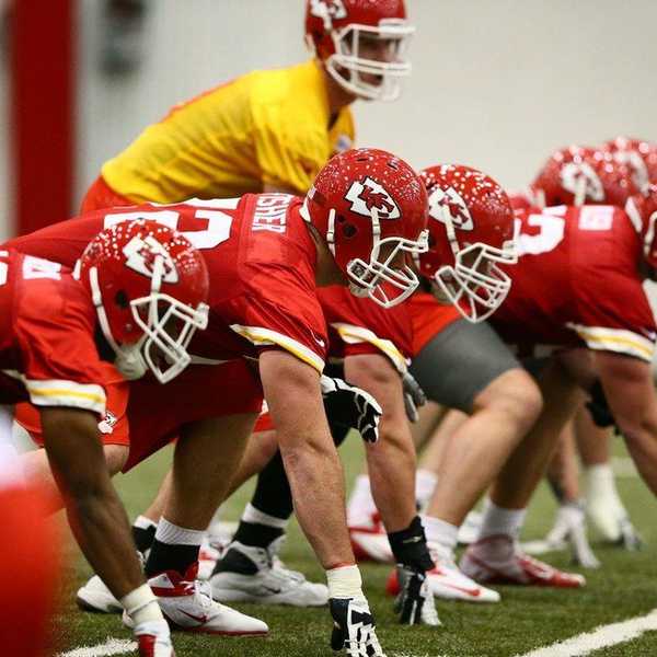 Chiefs Counting On Offensive Line To Improve In 2016