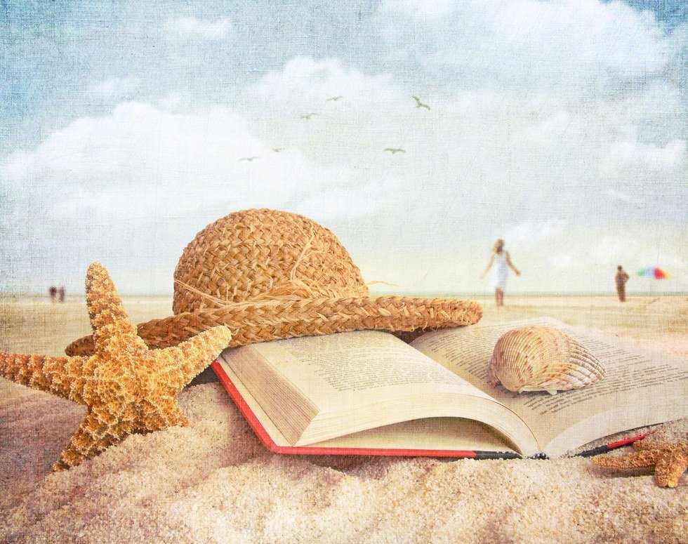 Your New Summer "Book-et" List