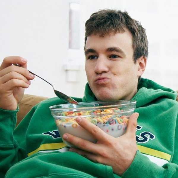 10 Stages Of College Summertime Sadness