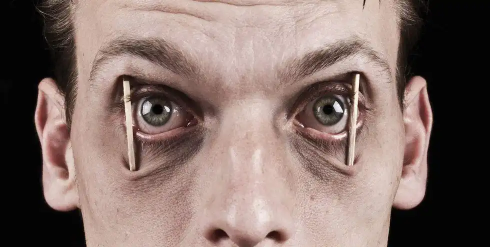 The 8 Phases Of An All-Nighter