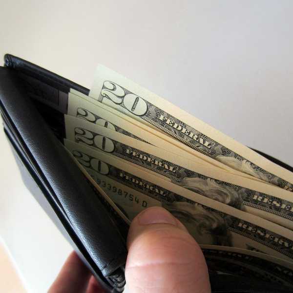 10 Pretty-All-Right Reasons You Should Spot Me 20 Bucks