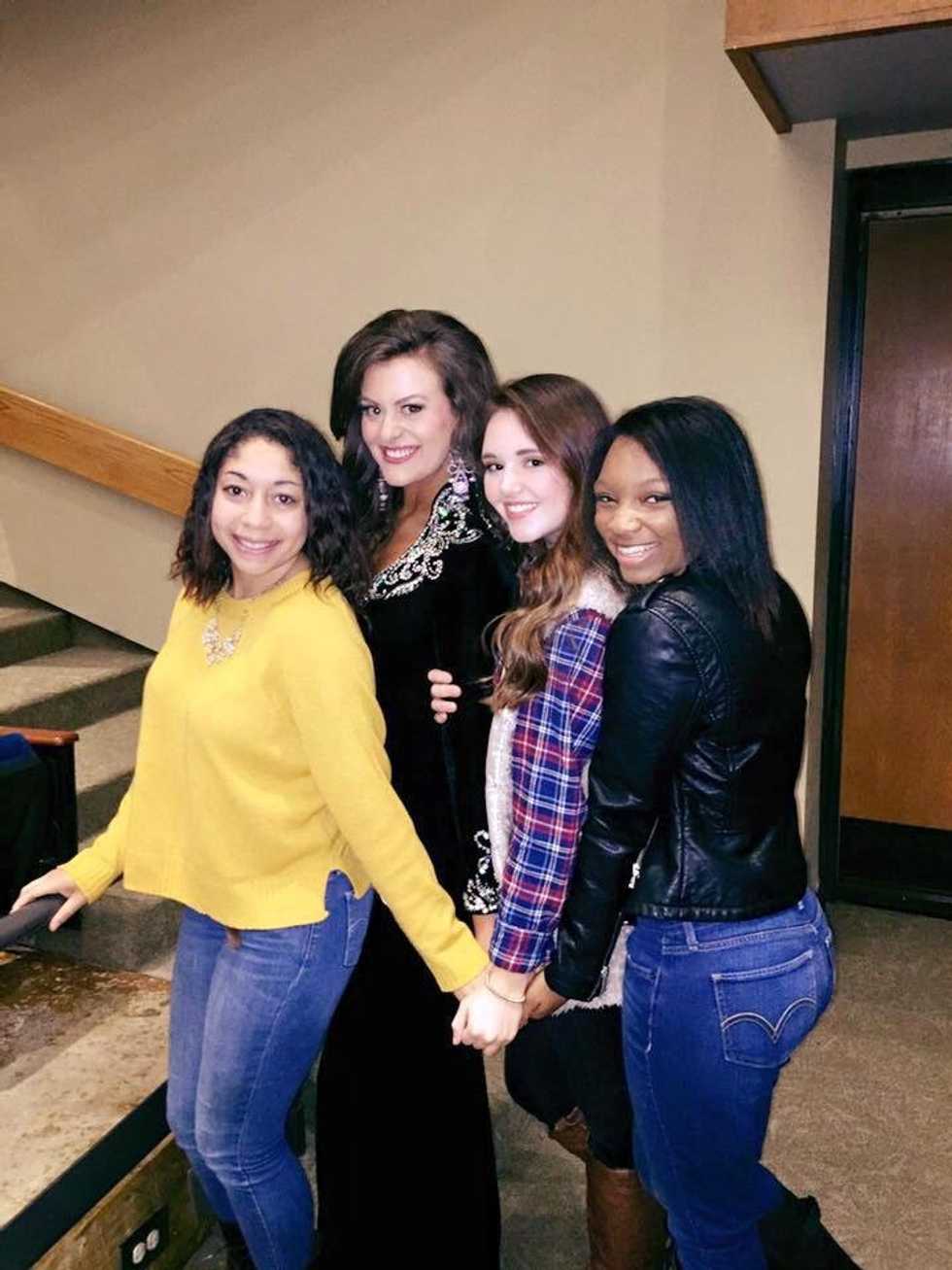 The True Confessions Of Rooming With A Beauty Queen