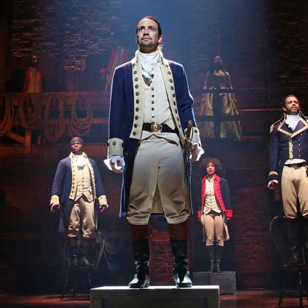 12 Things That Happen When You're Obsessed With Hamilton But Have Never Seen The Musical