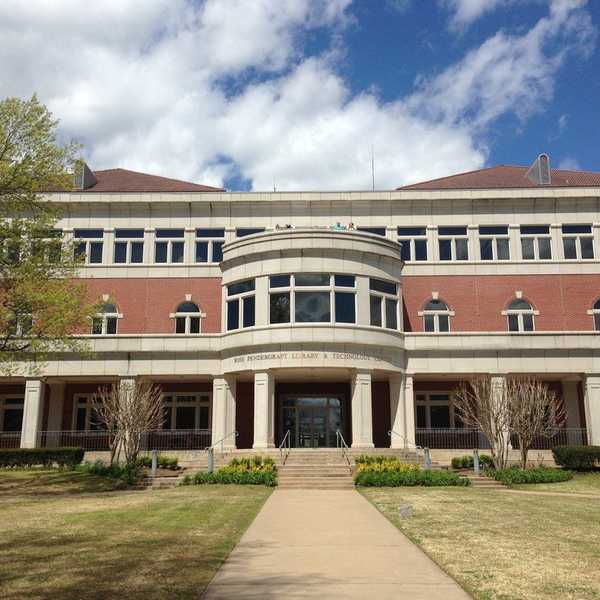 13 Things Every Freshman Should Do During Their First Month at College