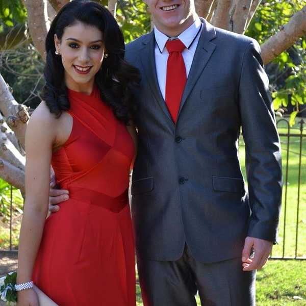 10 Things Every Long Distance Relationship Goes Through