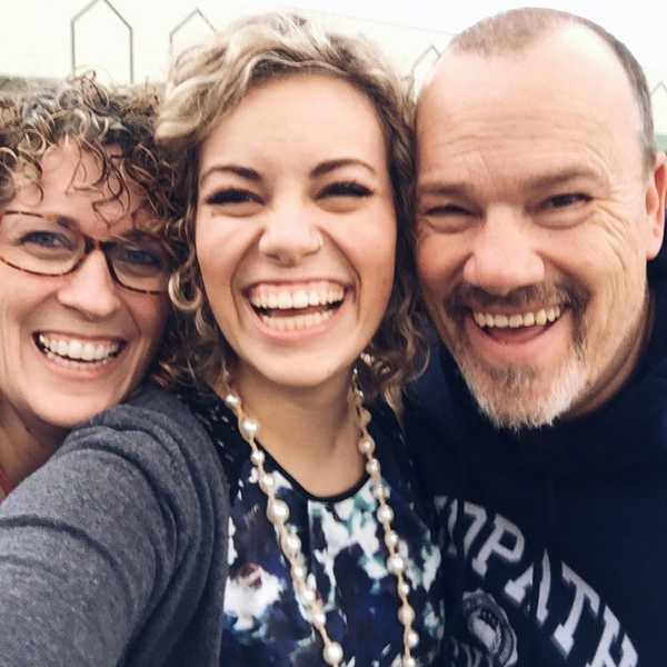 11 Survival Tips For Traveling With Your Parents As An Adult