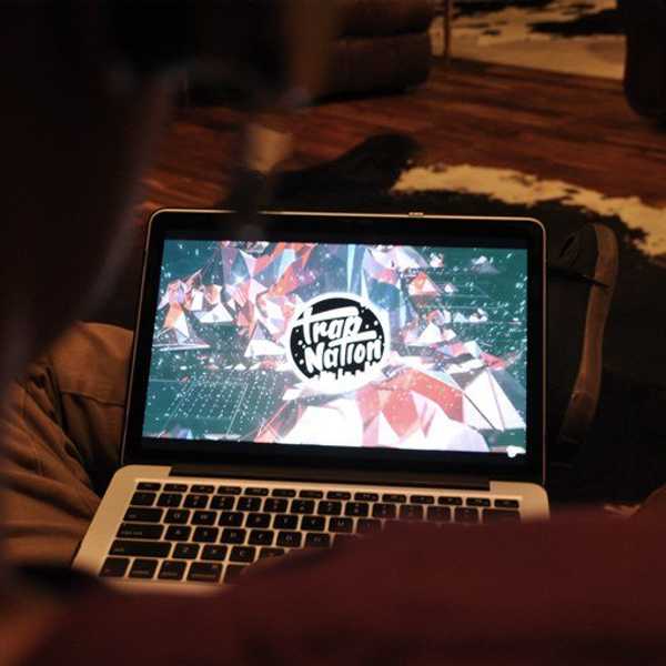 10 Facts About Musical Devotees