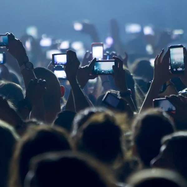 Put Down Your Damn Cellphone