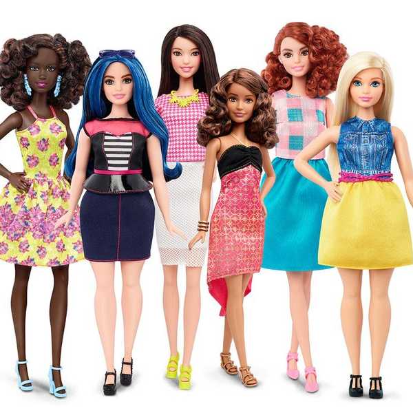 Should Dolls Represent Reality?