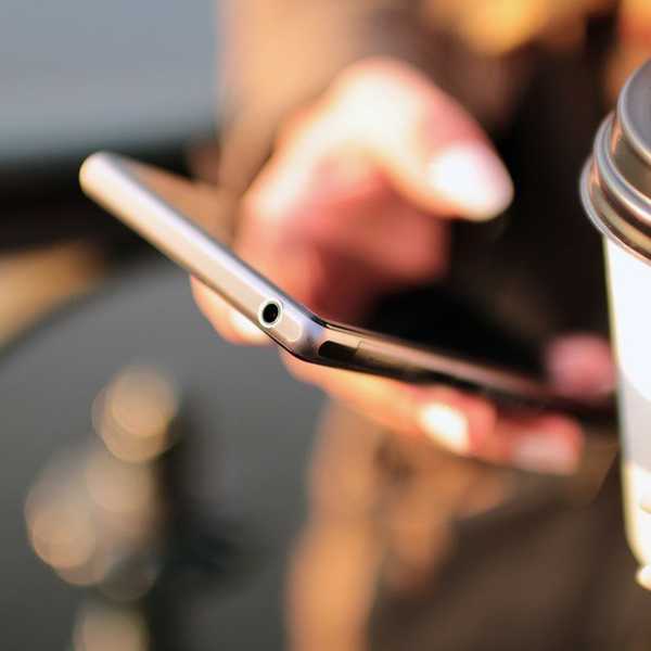 Why You Should Only Spread Love On Social Media
