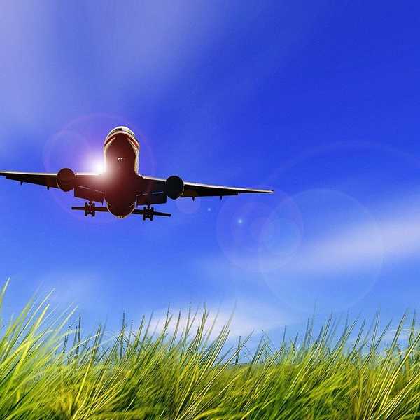 How To Fly On A (College) Budget