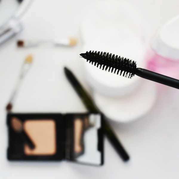 11 Confessions Of A Makeup Addict