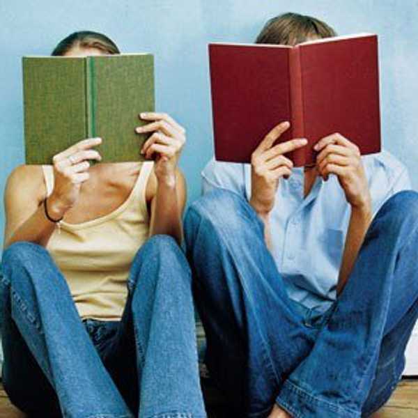 11 Struggles All Bookworms Experience