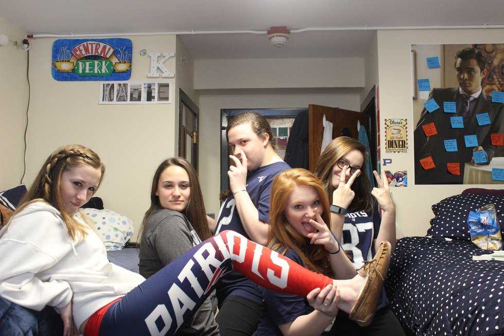 How To Survive Your Freshman Year Of College