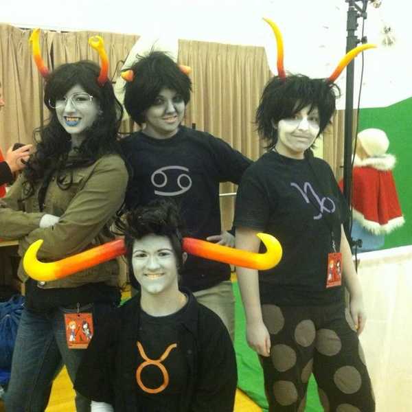 12 Signs You're A Cosplayer