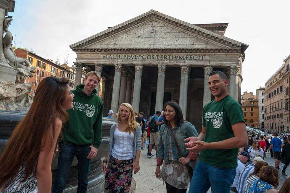 11 Things You Didn't Really Think About Before Going Abroad