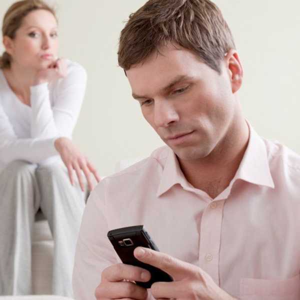 How Social Media Ruins Dating For Our Generation