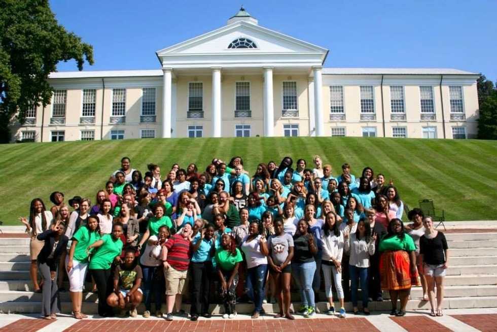 5 Myths Women Who Attend All-Girl Schools Are Tired Of Hearing