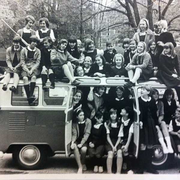 13 Signs You Went To An All-Girls' School