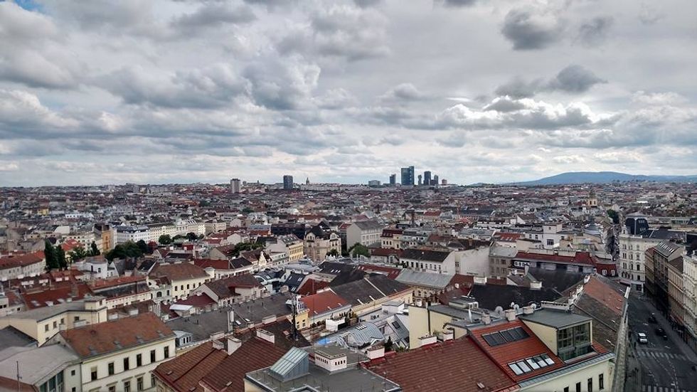 What It's Like To Live In A Foreign City