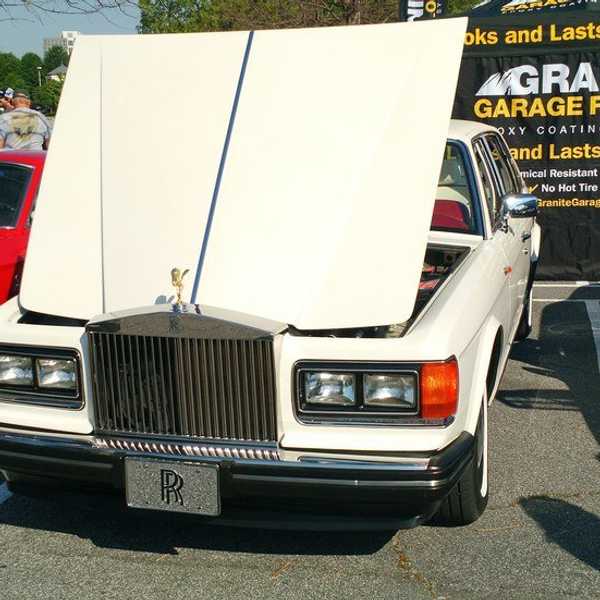 Why Car Enthusiasts Love Old Cars