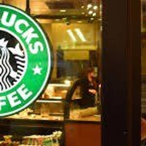 The Basic White Girl's Guide To Summer At Starbucks