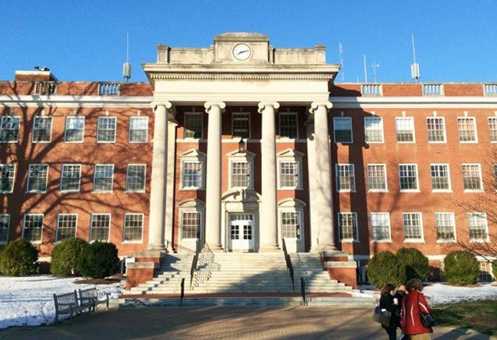 9 Reasons to Love Going to a Small School