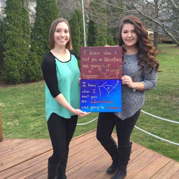 4 Reasons Why You And Your Best Friend Should Go To Different Colleges